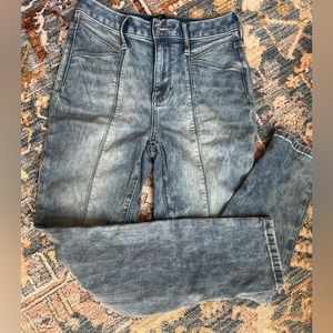 Simply Vera Wang Stone-Washed Skinny Jeans